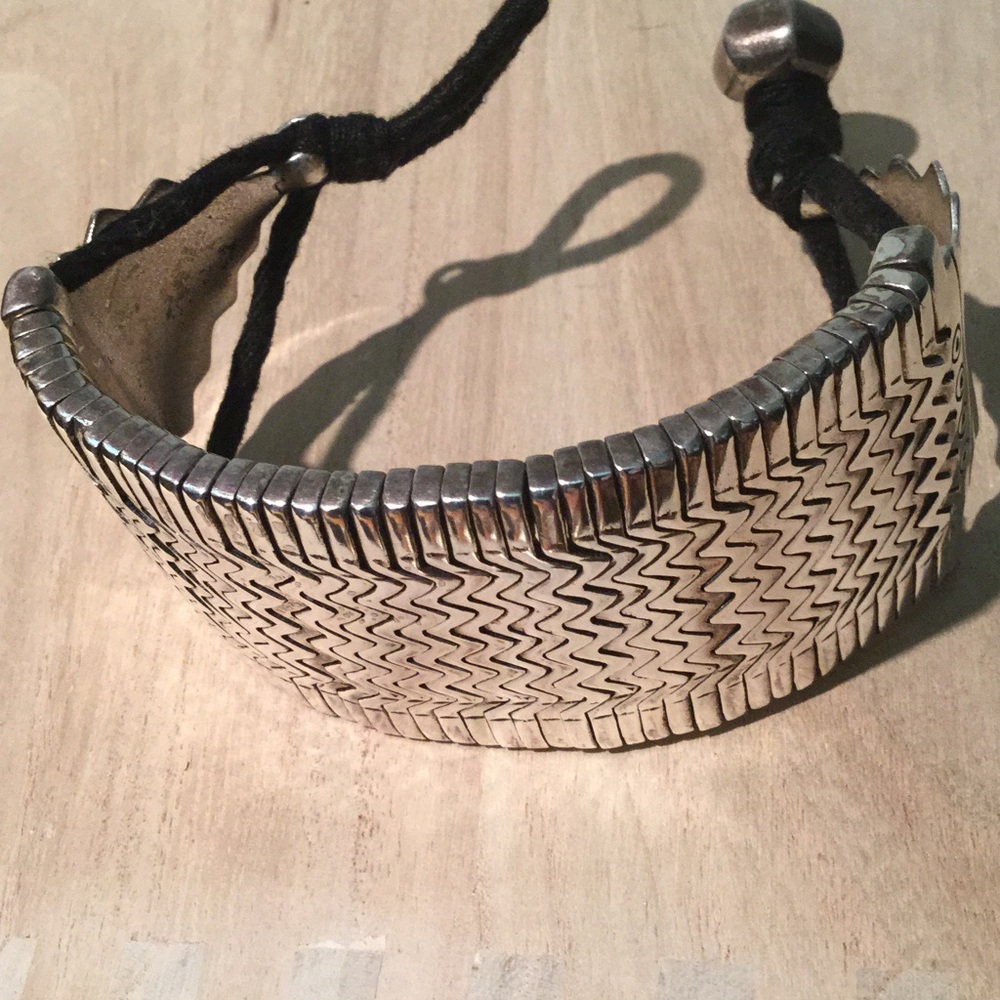 BUTTON breaking…Jaipur India silver braclet-sz large-8" - Picture 4 of 7